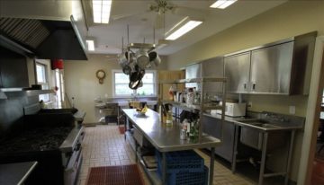 Lundy Creek Lodge Kitchen