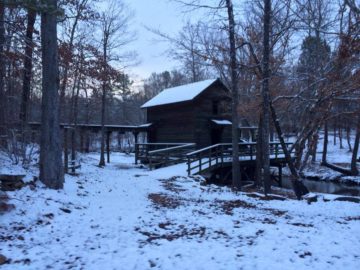 Lundy Creek Lodge In Winters
